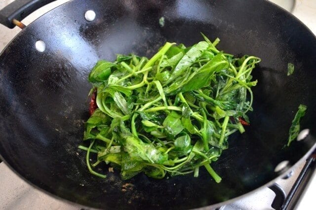 Stir Fried Water Spinach with Fermented Tofu, by bmeteor.aiodimecu.cf