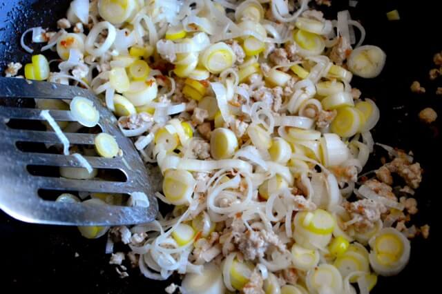 Easy Mushroom Noodle Stir fry, by bmeteor.aiodimecu.cf