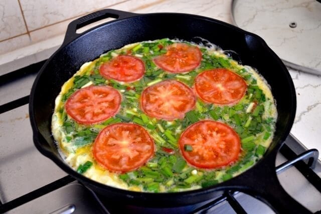 Chinese Chive Frittata with Tomatoes by bmeteor.aiodimecu.cf