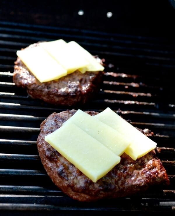 Cheeseburgers by bmeteor.aiodimecu.cf