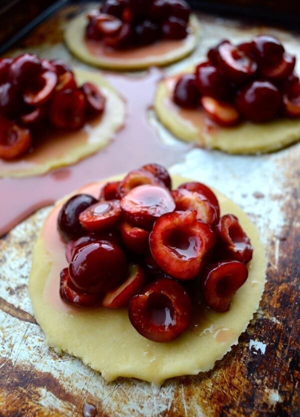 Sweet Cherry Hand Pies by bmeteor.aiodimecu.cf 