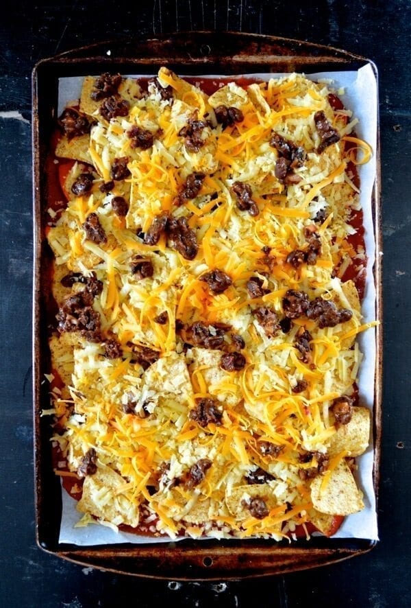 Huevos Rancheros Nachos w/ Avocado Crema by bmeteor.aiodimecu.cf