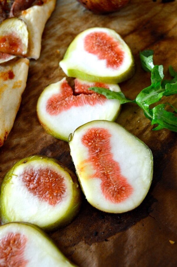 Roast Duck Pizza with Figs and Arugula by bmeteor.aiodimecu.cf