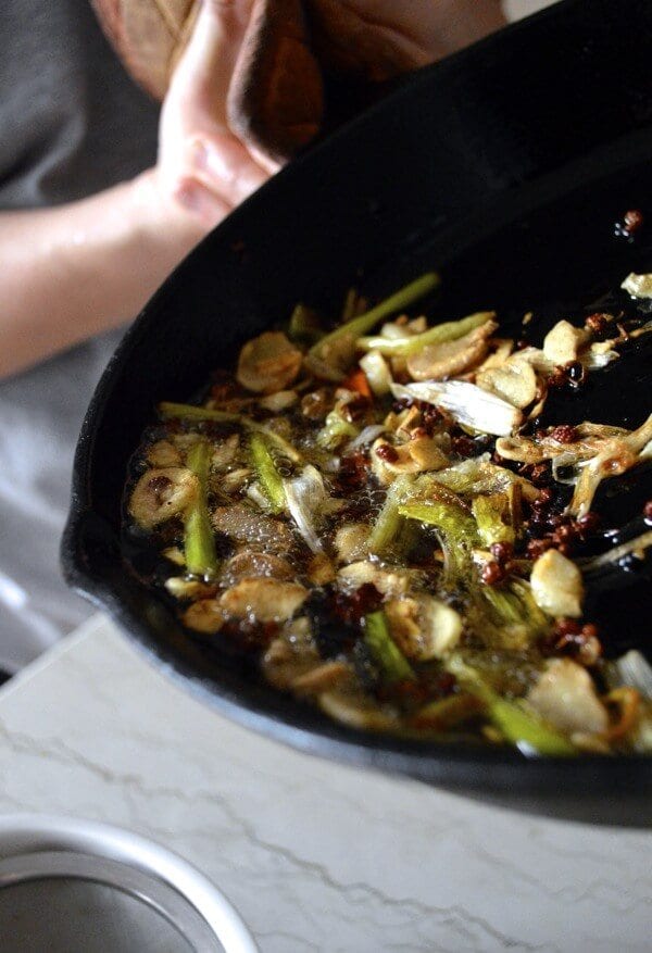 Drool-worthy Chicken in Chili Oil Sauce (Kou Shui Ji), by bmeteor.aiodimecu.cf