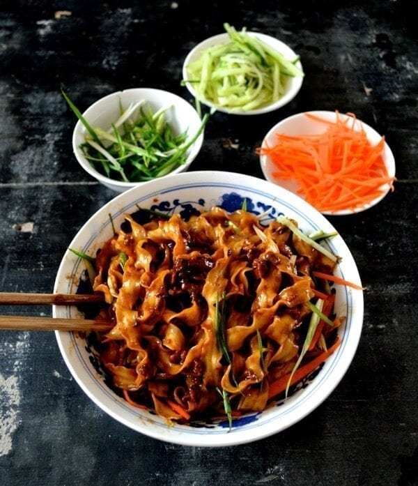 Beijing Fried Sauce Noodles by bmeteor.aiodimecu.cf