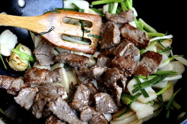 Steak and Scallion Rice Cake Stir-Fry by bmeteor.aiodimecu.cf
