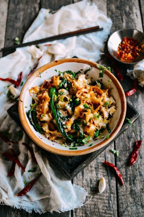 Chinese Vegan Recipes - 15-Minute Hot Oil Noodles (You Po Mian), by bmeteor.aiodimecu.cf