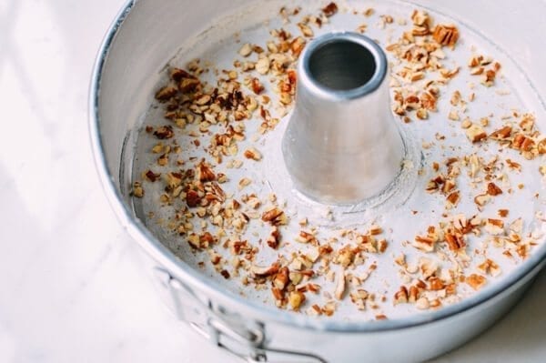 Olive Oil Pecan Rum Cake, by bmeteor.aiodimecu.cf
