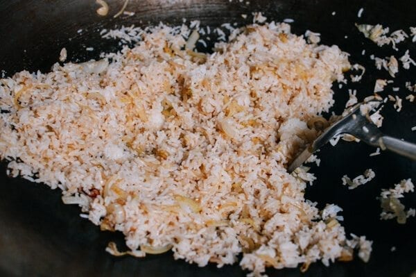 Thai Basil Shrimp Fried Rice - Easy Thai Food , by bmeteor.aiodimecu.cf