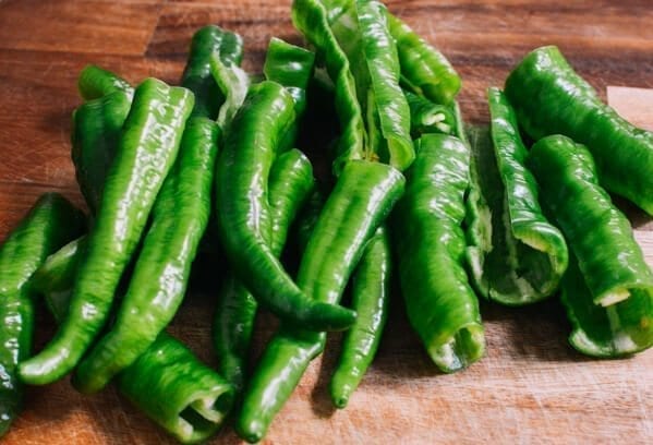 Tiger Skin Peppers, by bmeteor.aiodimecu.cf