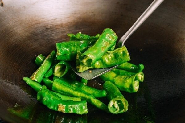 Tiger Skin Peppers, by bmeteor.aiodimecu.cf