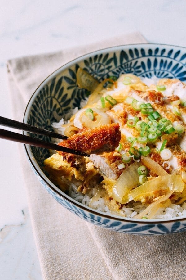 Katsudon Japanese Pork Cutlet and Egg Rice Bowl, by bmeteor.aiodimecu.cf