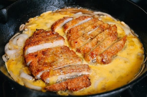 Katsudon Japanese Pork Cutlet and Egg Rice Bowl, by bmeteor.aiodimecu.cf