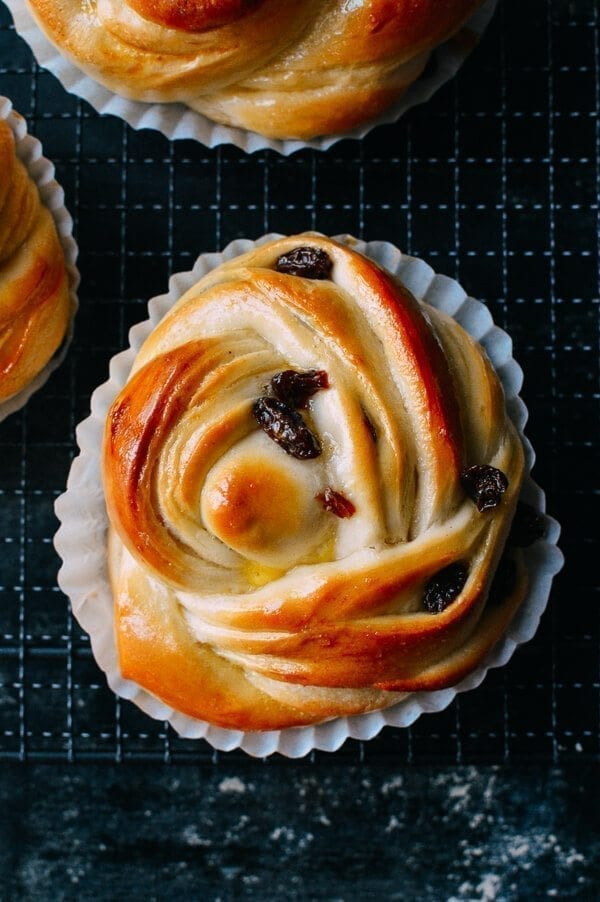 Cinnamon Raisin Buns, by bmeteor.aiodimecu.cf
