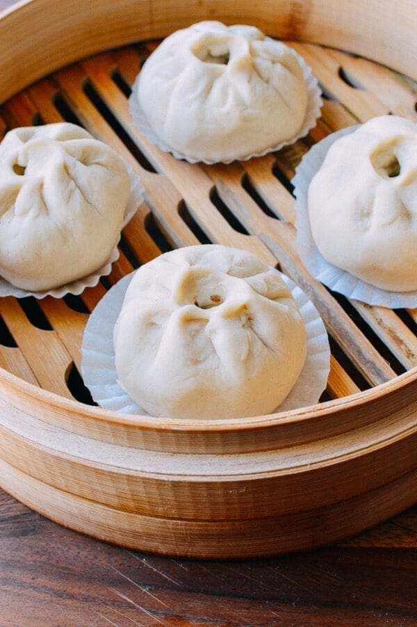 Steamed BBQ Pork Buns (Char Siu Bao), by bmeteor.aiodimecu.cf