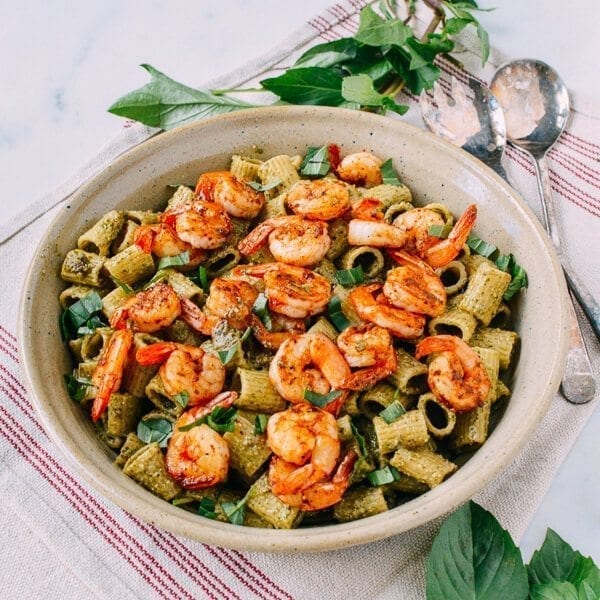 Thai Basil Pesto Pasta with Spicy Shrimp, by bmeteor.aiodimecu.cf