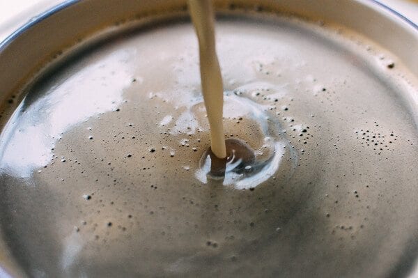 Yuanyang Tea (Hong Kong Style Tea Brewed with Coffee), by bmeteor.aiodimecu.cf