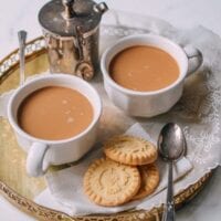 Yuanyang Tea (Hong Kong Style Tea Brewed with Coffee), by bmeteor.aiodimecu.cf