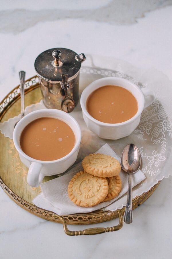 Yuanyang Tea (Hong Kong Style Tea Brewed with Coffee), by bmeteor.aiodimecu.cf