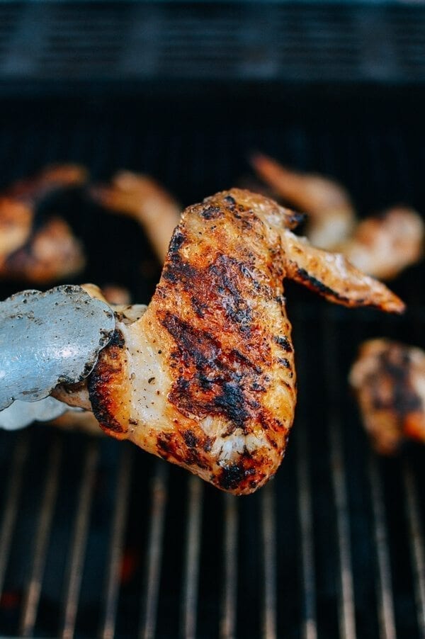 Three-Ingredient Grilled Chicken Wings, by bmeteor.aiodimecu.cf