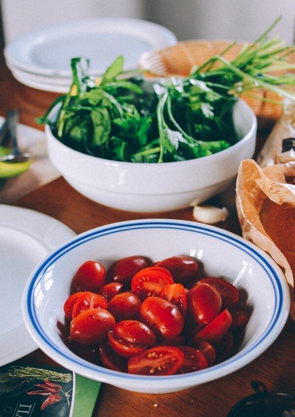 Spaghetti with Tomatoes, Capers, Mint & Parsley, by bmeteor.aiodimecu.cf