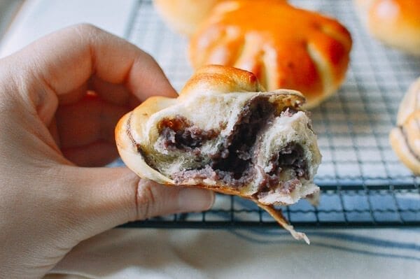 Red Bean Bread, by bmeteor.aiodimecu.cf