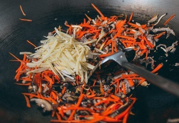 Making spring roll filling, by bmeteor.aiodimecu.cf
