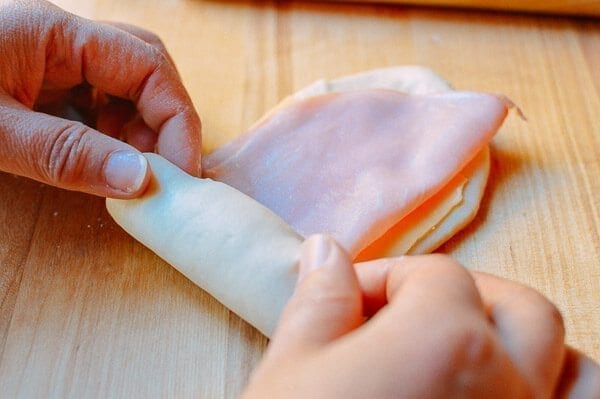 Ham and Cheese Buns, A Chinese Bakery Treat, by bmeteor.aiodimecu.cf