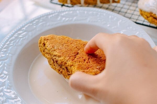 Glazed Pumpkin Scones, by bmeteor.aiodimecu.cf
