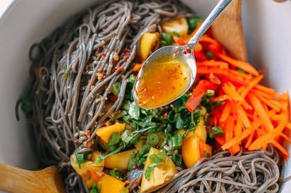Rainbow Noodle Salad, by bmeteor.aiodimecu.cf