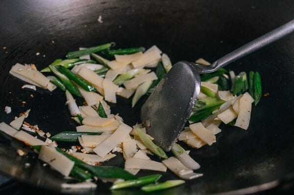 Spicy Chicken Stir-fry, by bmeteor.aiodimecu.cf