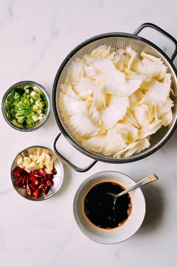Sichuan Napa Cabbage Stir-fry (Suan La Bai Cai), by bmeteor.aiodimecu.cf
