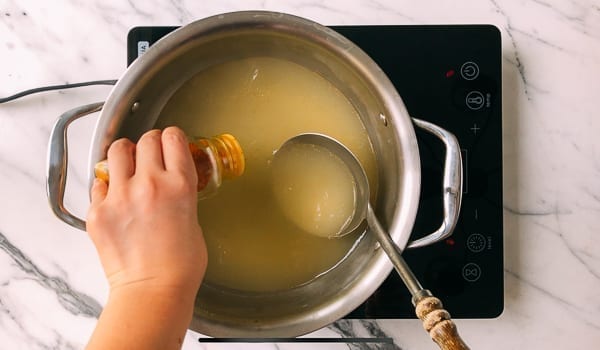 Adding turmeric to chicken stock, bmeteor.aiodimecu.cf