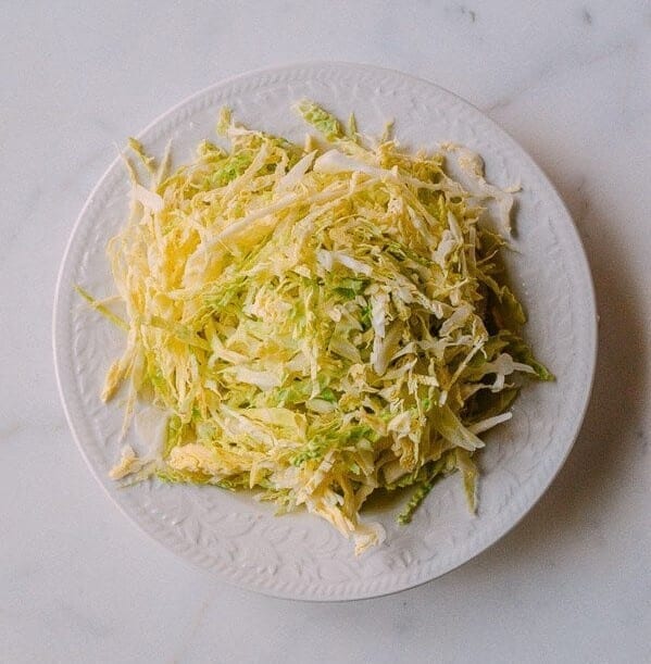 Plate of shredded napa cabbage, by bmeteor.aiodimecu.cf