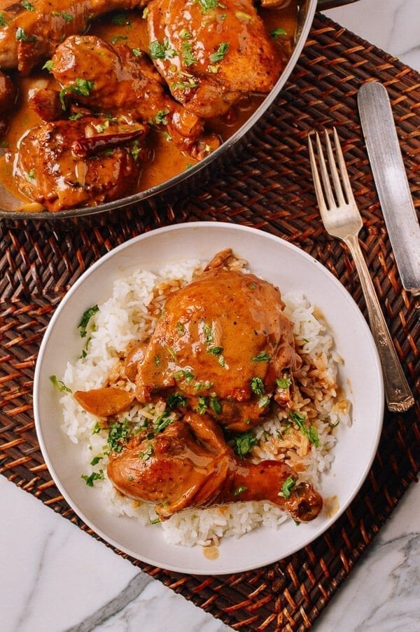 Chicken Adobo served over rice, by bmeteor.aiodimecu.cf