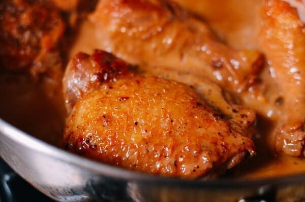 Chicken thigh close-up, by bmeteor.aiodimecu.cf