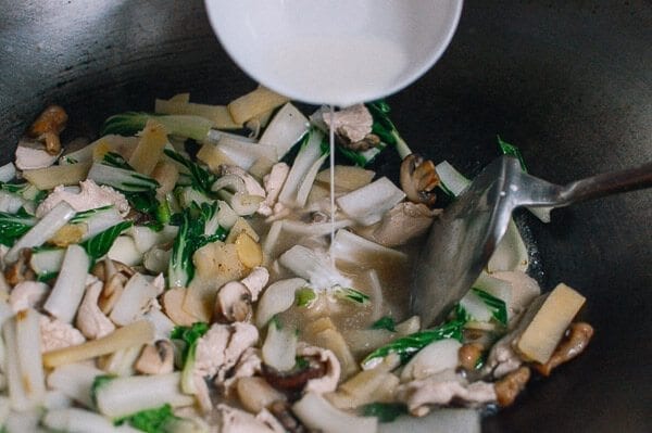 thickening sauce for Moo Goo Gai Pan, by bmeteor.aiodimecu.cf