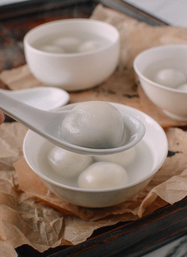 Tang Yuan (Sweet Rice Balls with Black Sesame Filling), by bmeteor.aiodimecu.cf