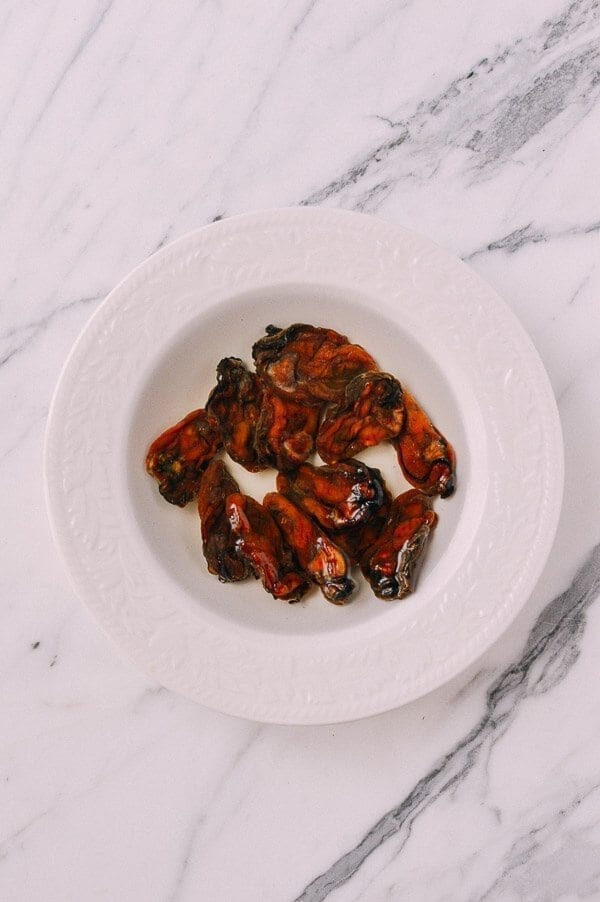 Dried Oyster & Black Moss, by bmeteor.aiodimecu.cf