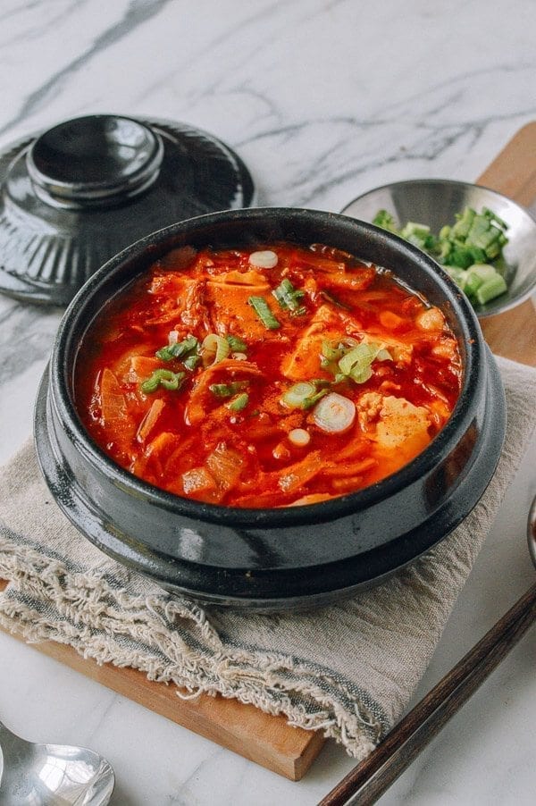 Kimchi Stew (Kimchi Jigae), by bmeteor.aiodimecu.cf