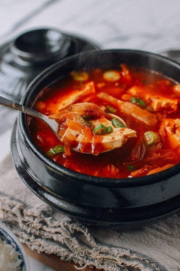 Kimchi Stew (Kimchi Jigae), by bmeteor.aiodimecu.cf