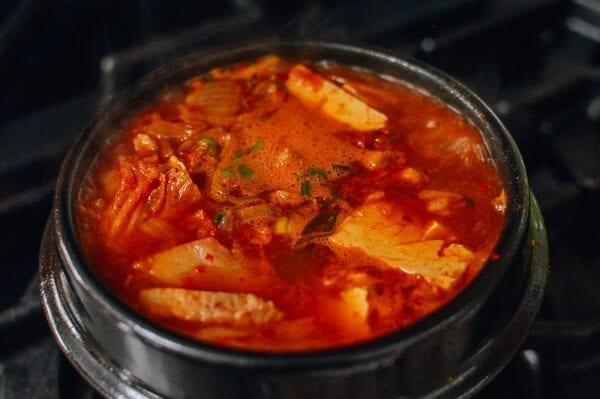 Kimchi Stew (Kimchi Jigae), by bmeteor.aiodimecu.cf