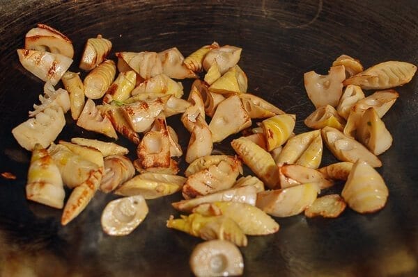 Braised Spring Bamboo Shoots (油焖笋), by bmeteor.aiodimecu.cf