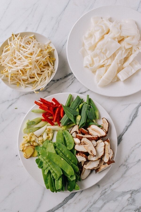 Vegetable Chow Fun, by bmeteor.aiodimecu.cf