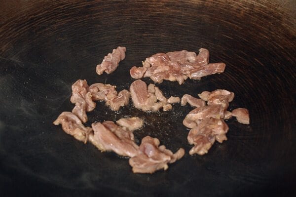 Searing chicken in wok, by bmeteor.aiodimecu.cf
