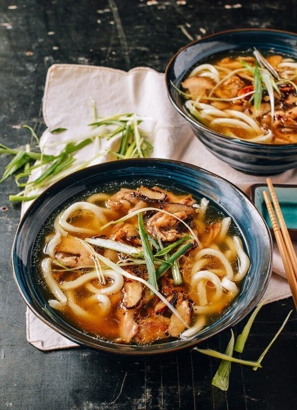 Udon Noodle Soup with Chicken & Mushrooms, by bmeteor.aiodimecu.cf