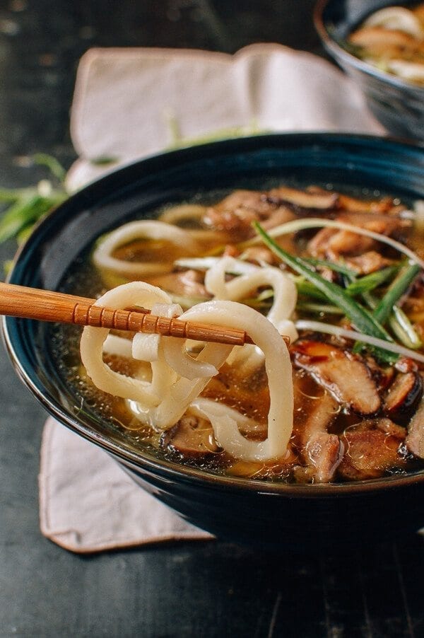 Udon Noodle Soup with Chicken & Mushrooms, by bmeteor.aiodimecu.cf