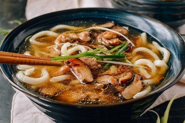 Udon Noodle Soup with Chicken & Mushrooms, by bmeteor.aiodimecu.cf