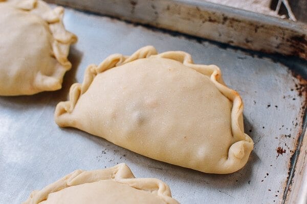 A Beef & Cheese Empanada Recipe: Baked OR Fried, by bmeteor.aiodimecu.cf
