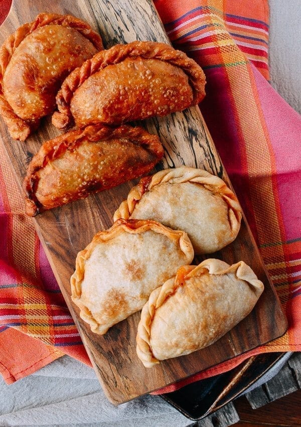 A Beef & Cheese Empanada Recipe: Baked OR Fried, by bmeteor.aiodimecu.cf